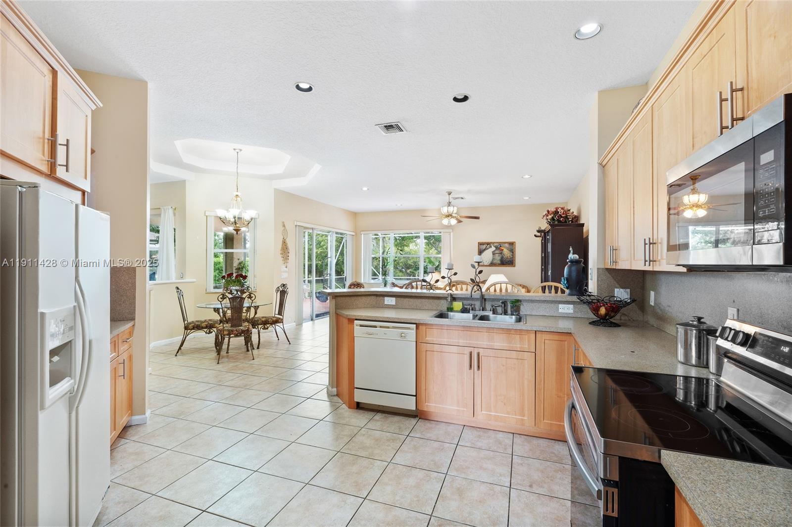 IMAGINATION FARMS EAST - Residential