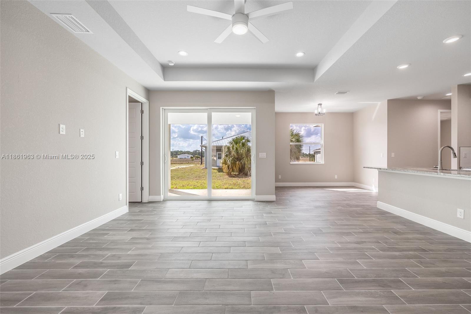 915 Marconi Loop