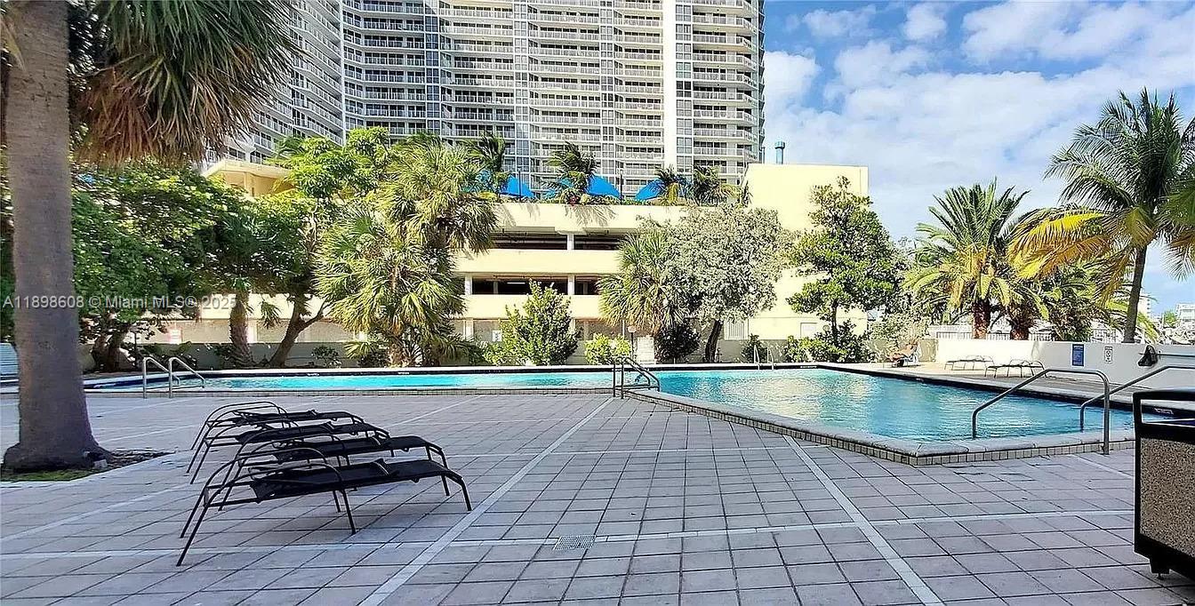 CARIBBEAN TOWERS CONDO - Residential Lease