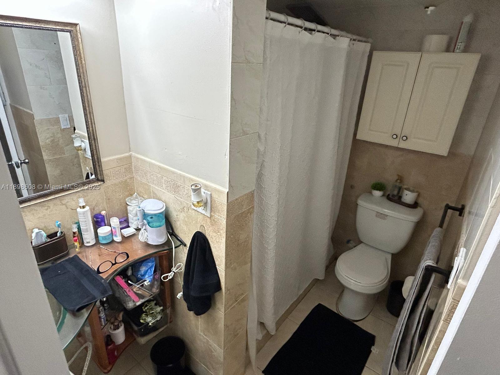 CARIBBEAN TOWERS CONDO - Residential Lease