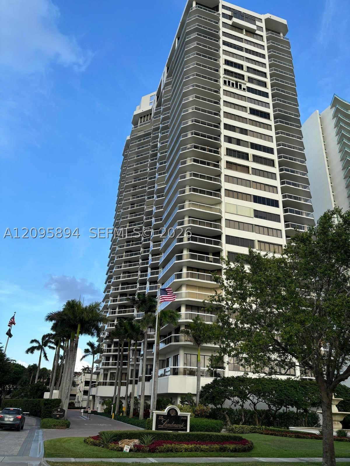 20185 E Country Club Dr