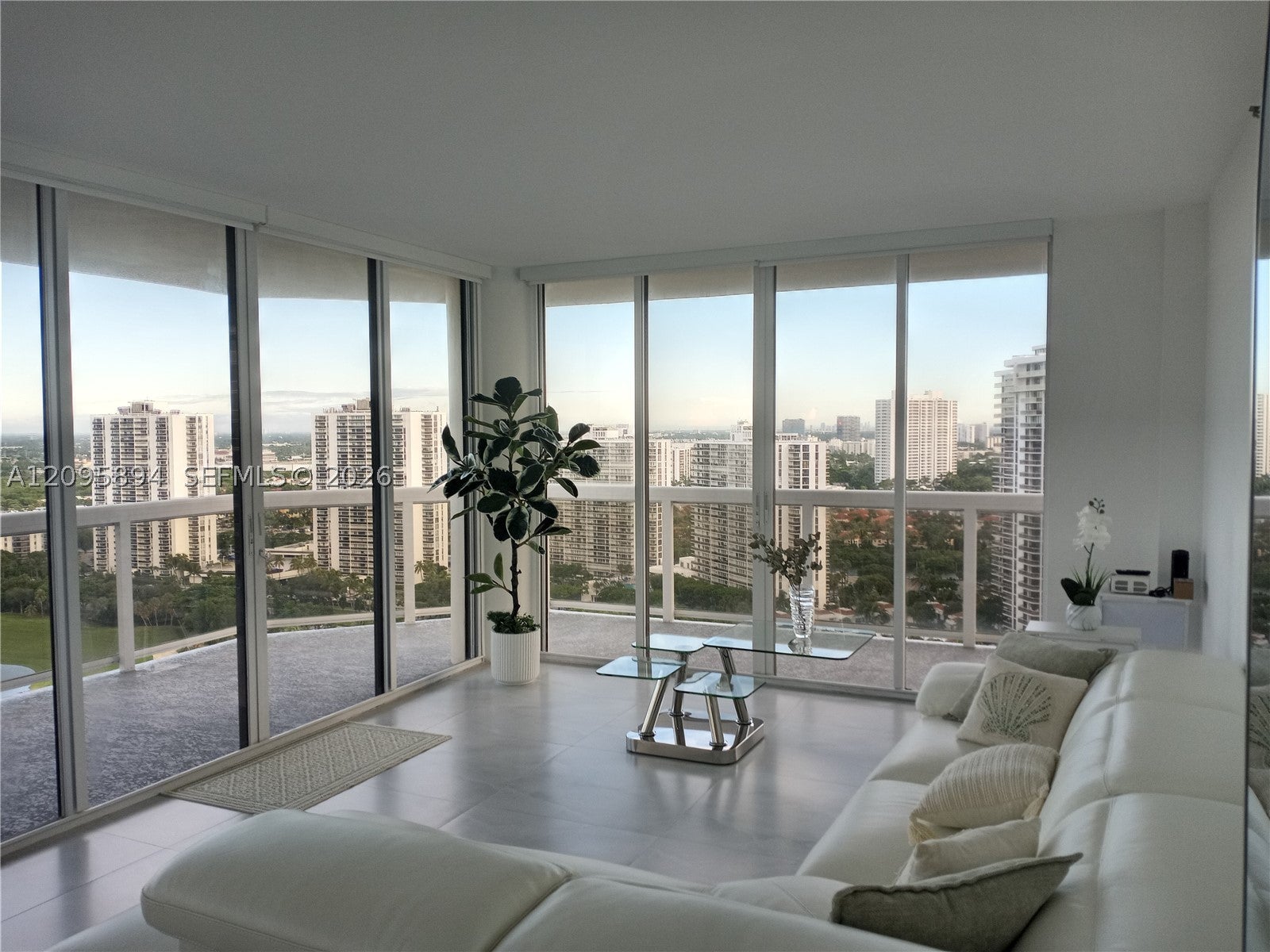Properties 1 20185 E Country Club Dr 2406