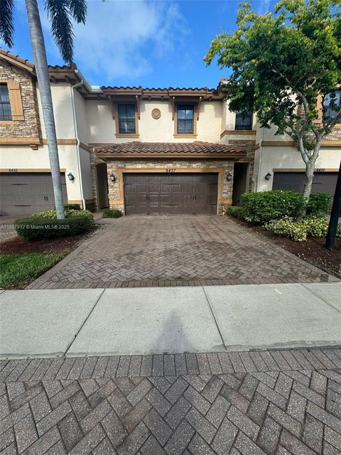 8437 Blue Cove Way Parkland FL 33076
