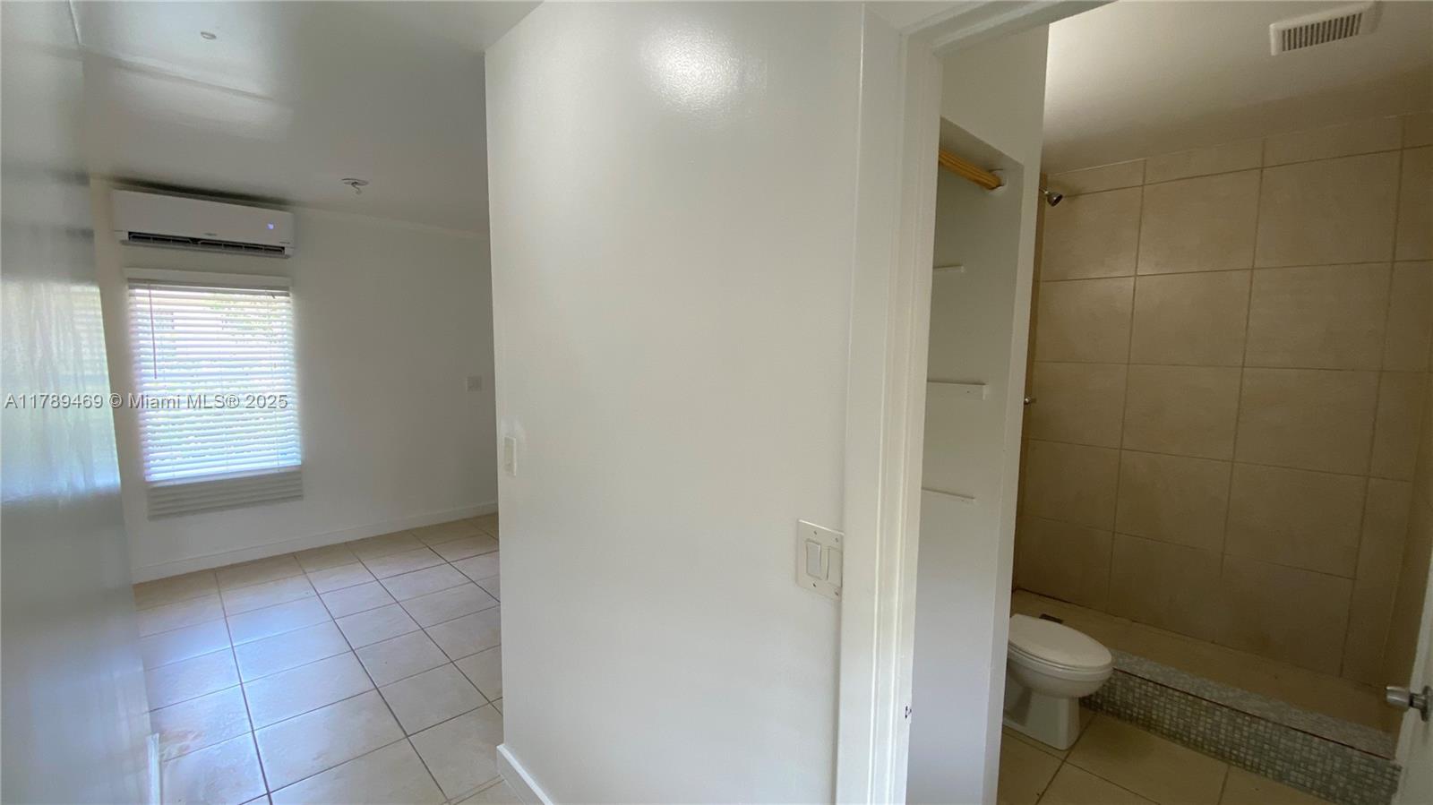 HIALEAH HEIGHTS - Residential Income