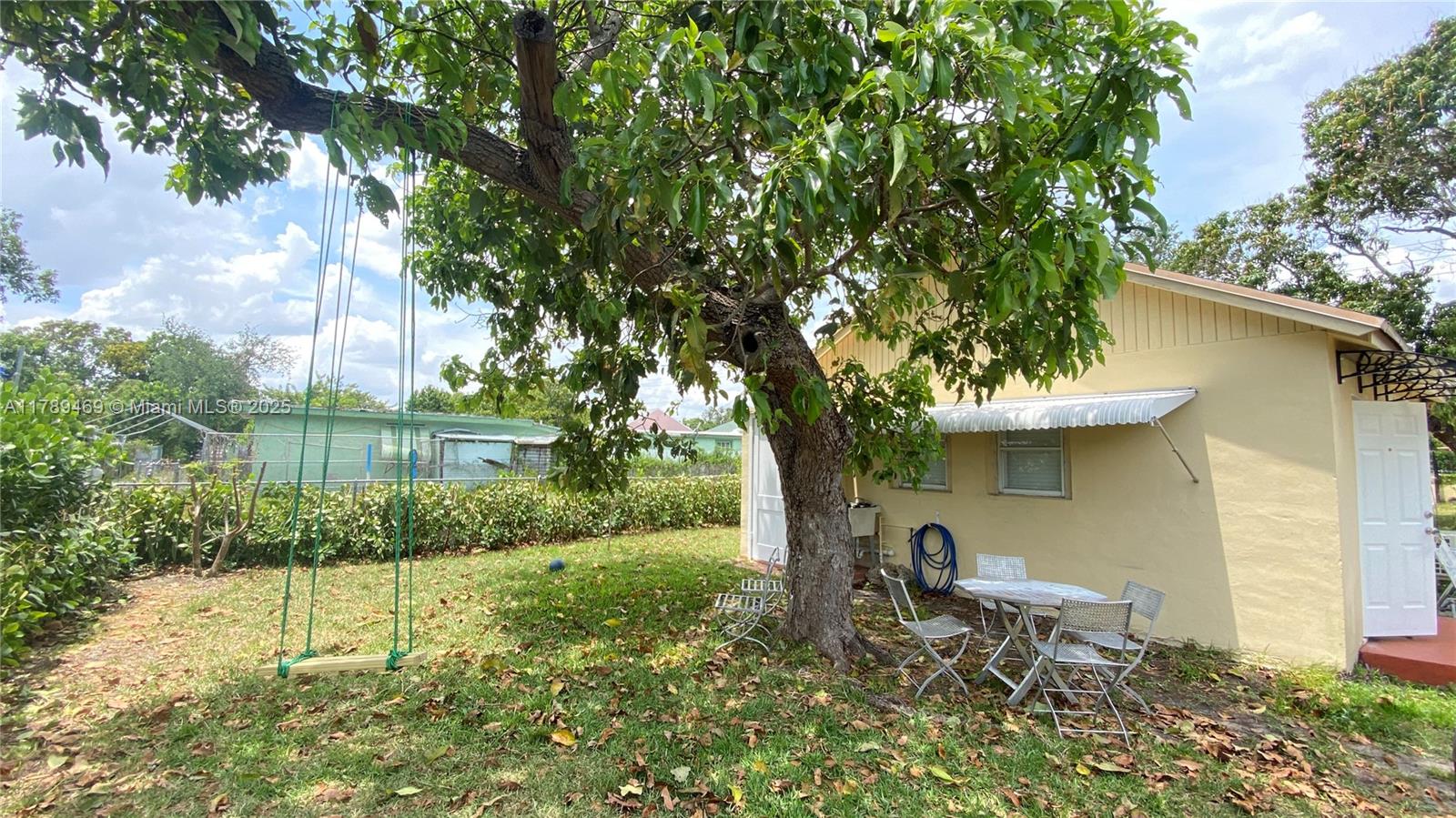 HIALEAH HEIGHTS - Residential Income