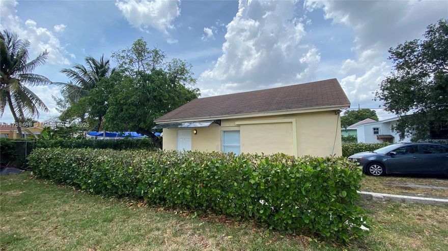 Beautiful duplex property fenced with gorgeous landscape (privacy edge, fruit trees, etc...). property is rented 100% to long term tenants w/separate meters landlord pays for water & landscaping. 2 Remodeled units with each their washer/dryer & electric water heater & dishwashers. 1BD /1BA kitchen quartz counter top and mini-split AC unit with its own privacy edge fence to the unit. 2BD / 1BA has central AC, kitchen quartz counter top. These properties generate great return. Property land is double Lot. Showing by appointment only to qualify buyer. Property has room for improvement and possible development. Avocado and mango trees.