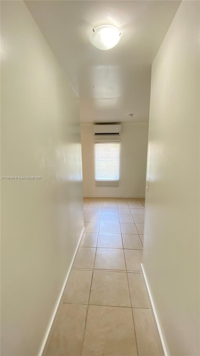 HIALEAH HEIGHTS - Residential Income