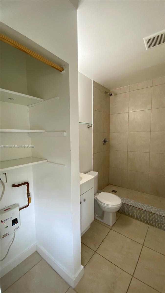 HIALEAH HEIGHTS - Residential Income