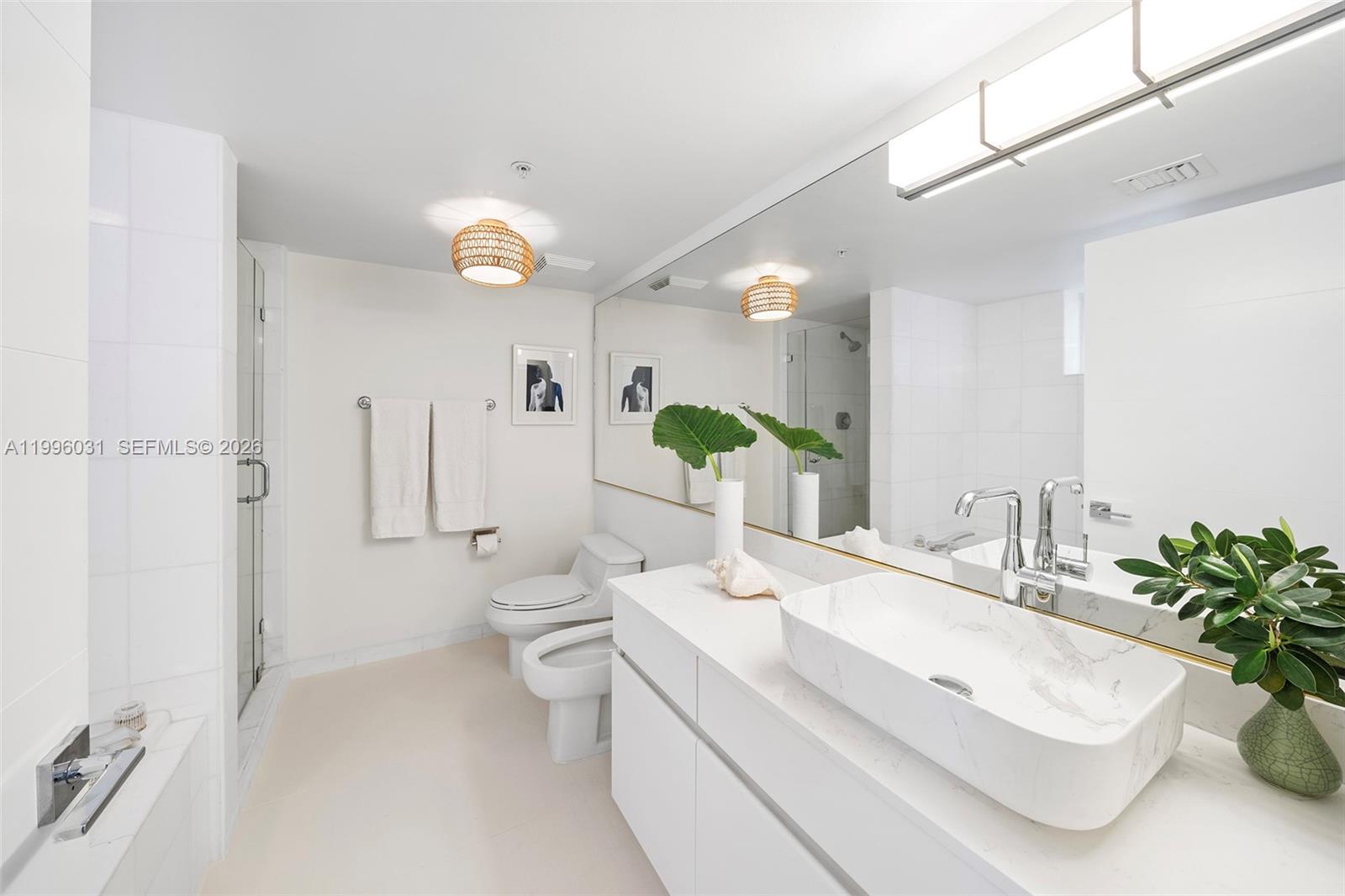 SUNSET HARBOUR NORTH COND - Residential Lease