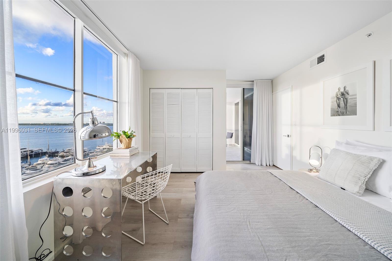 SUNSET HARBOUR NORTH COND - Residential Lease