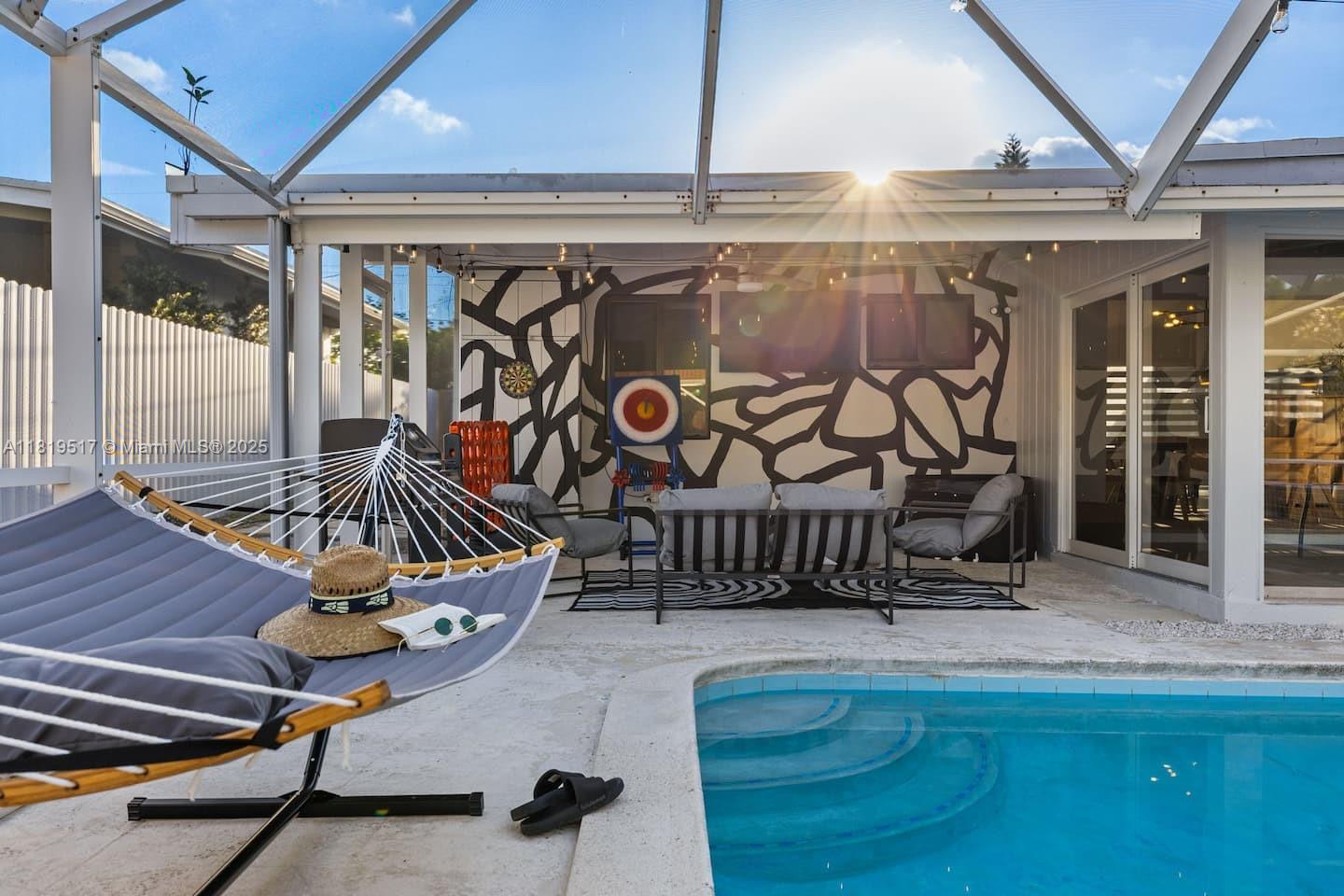 LAUDERDALE ISLES NO 2 - Residential