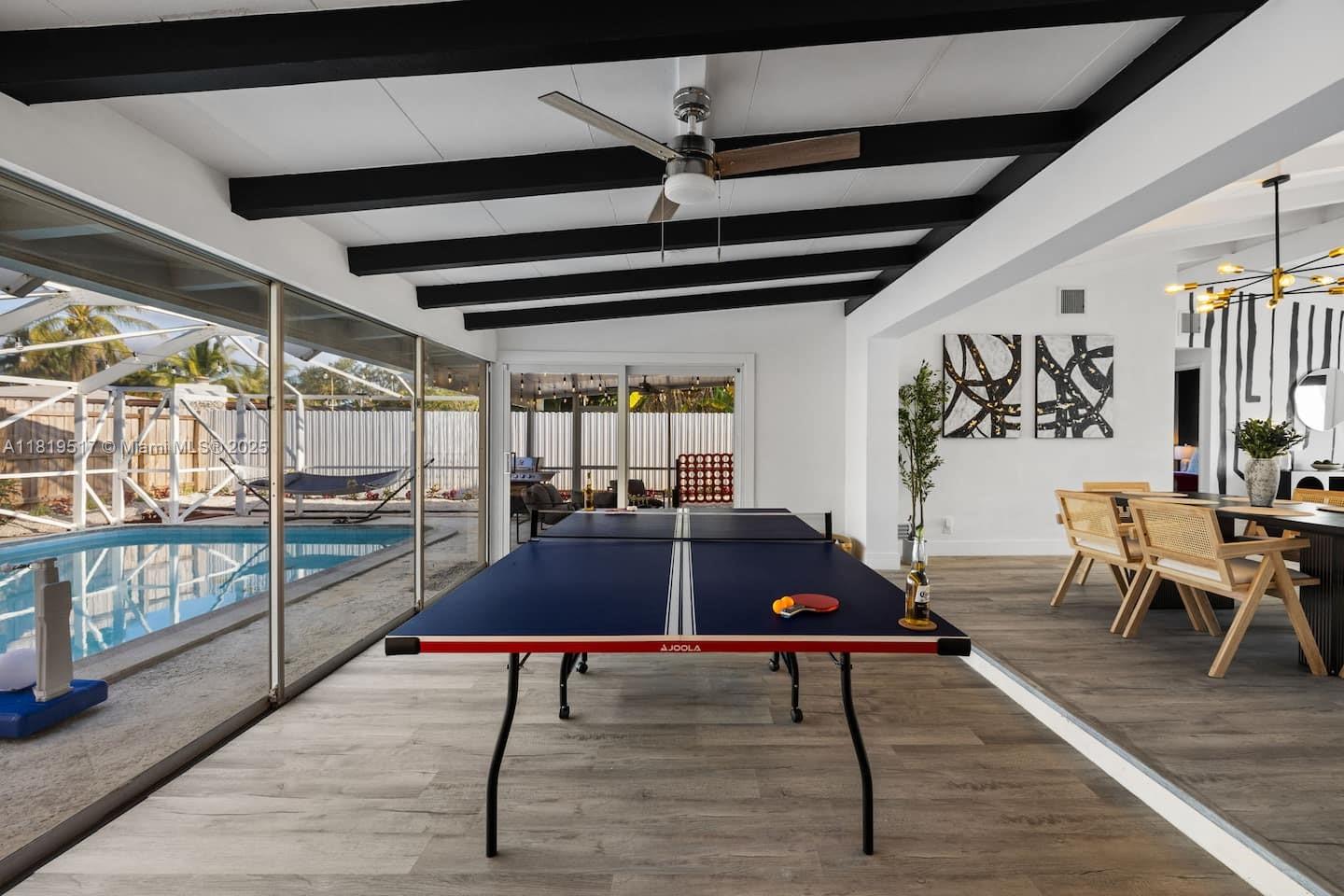 LAUDERDALE ISLES NO 2 - Residential