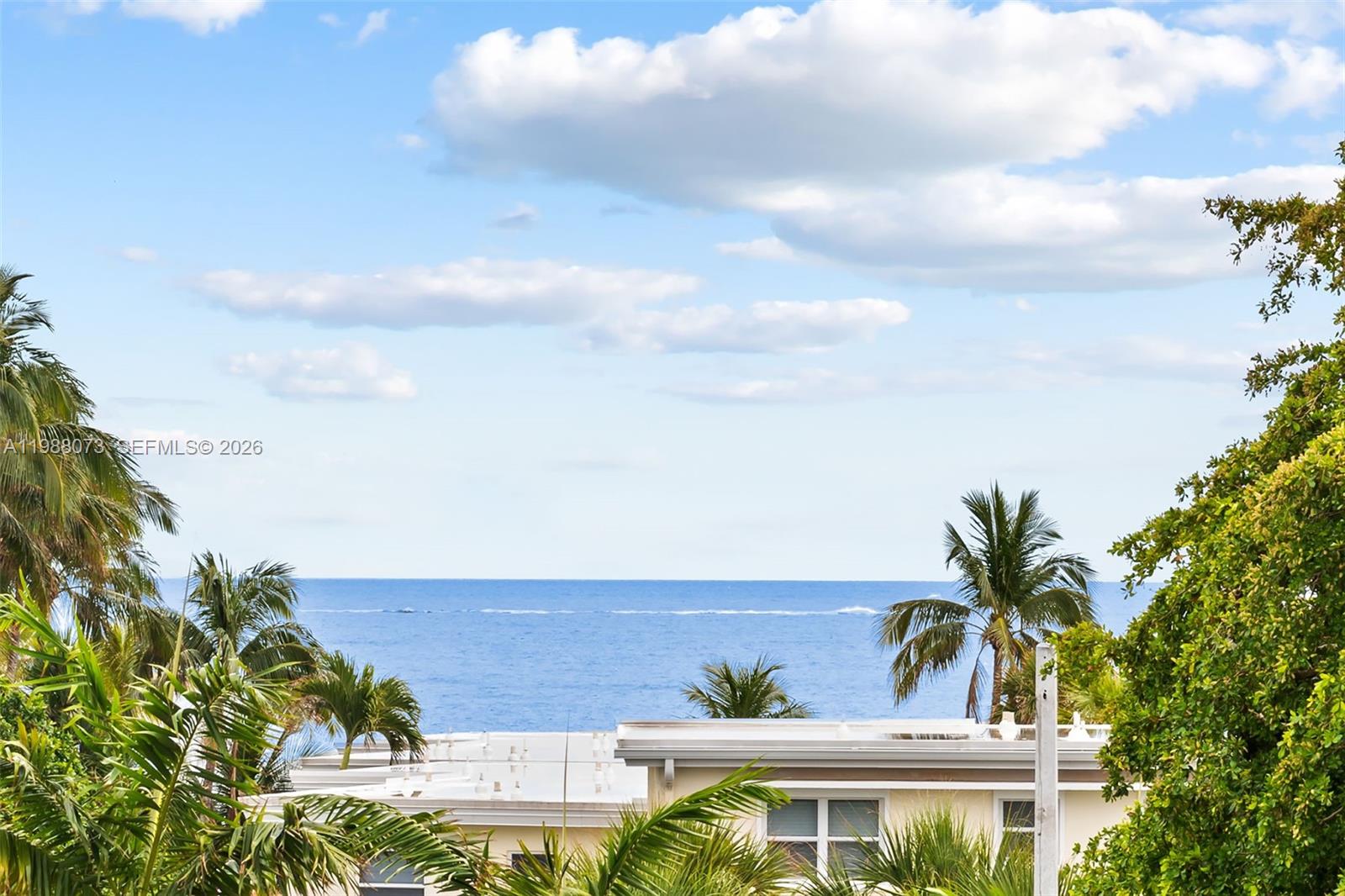 EMERALD TOWER CONDO - Residential