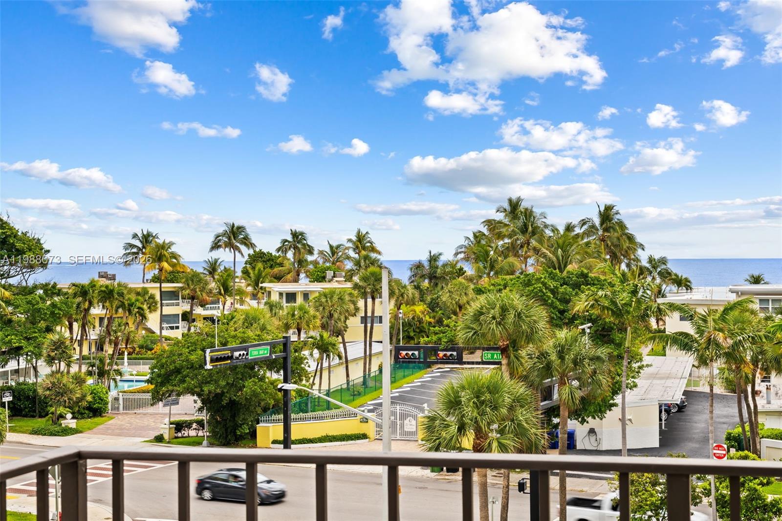 EMERALD TOWER CONDO - Residential