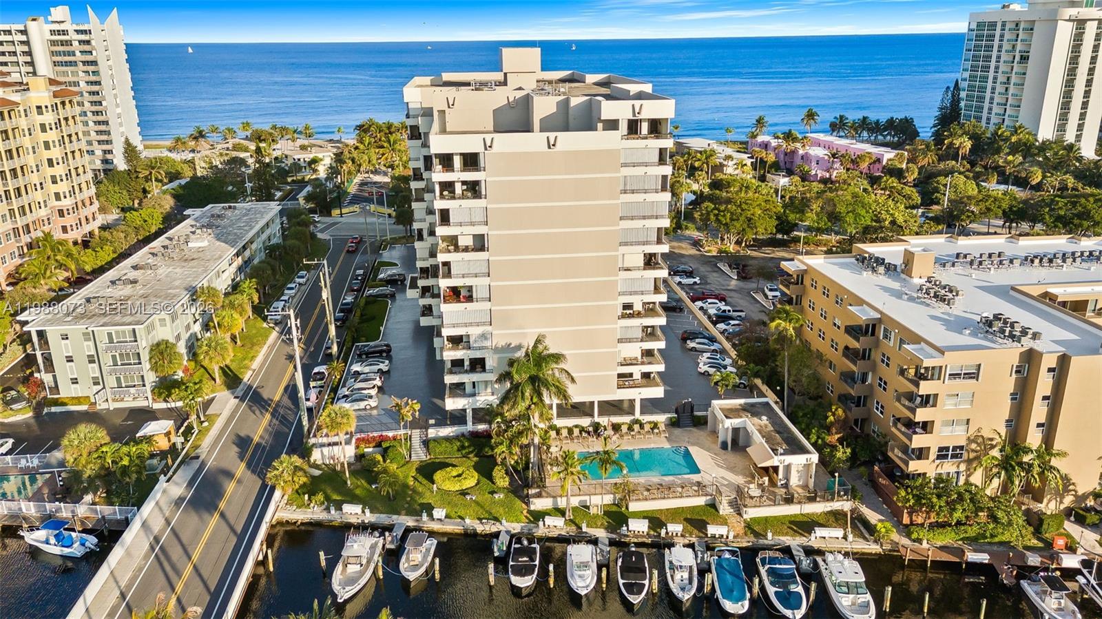 EMERALD TOWER CONDO - Residential