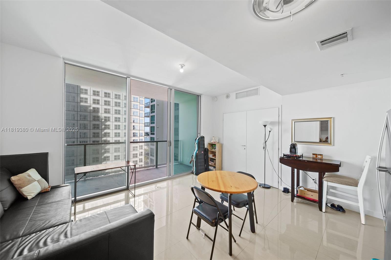 300 S Biscayne Blvd 2603