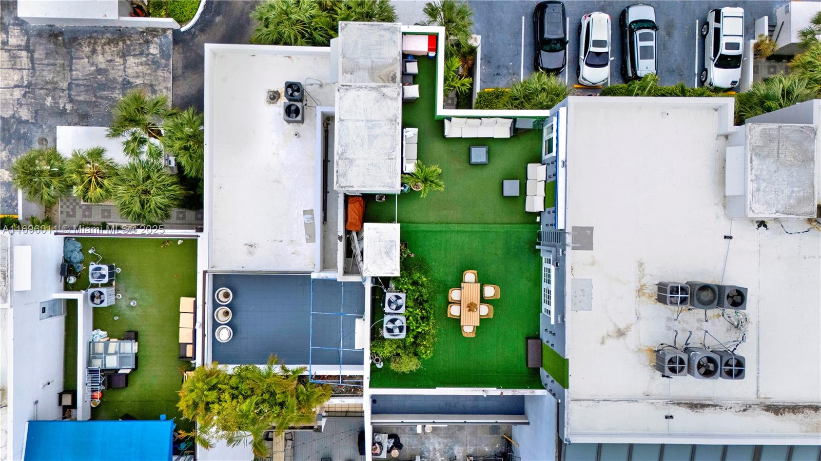 POINCIANA IS YT & RCQ CLU - Residential