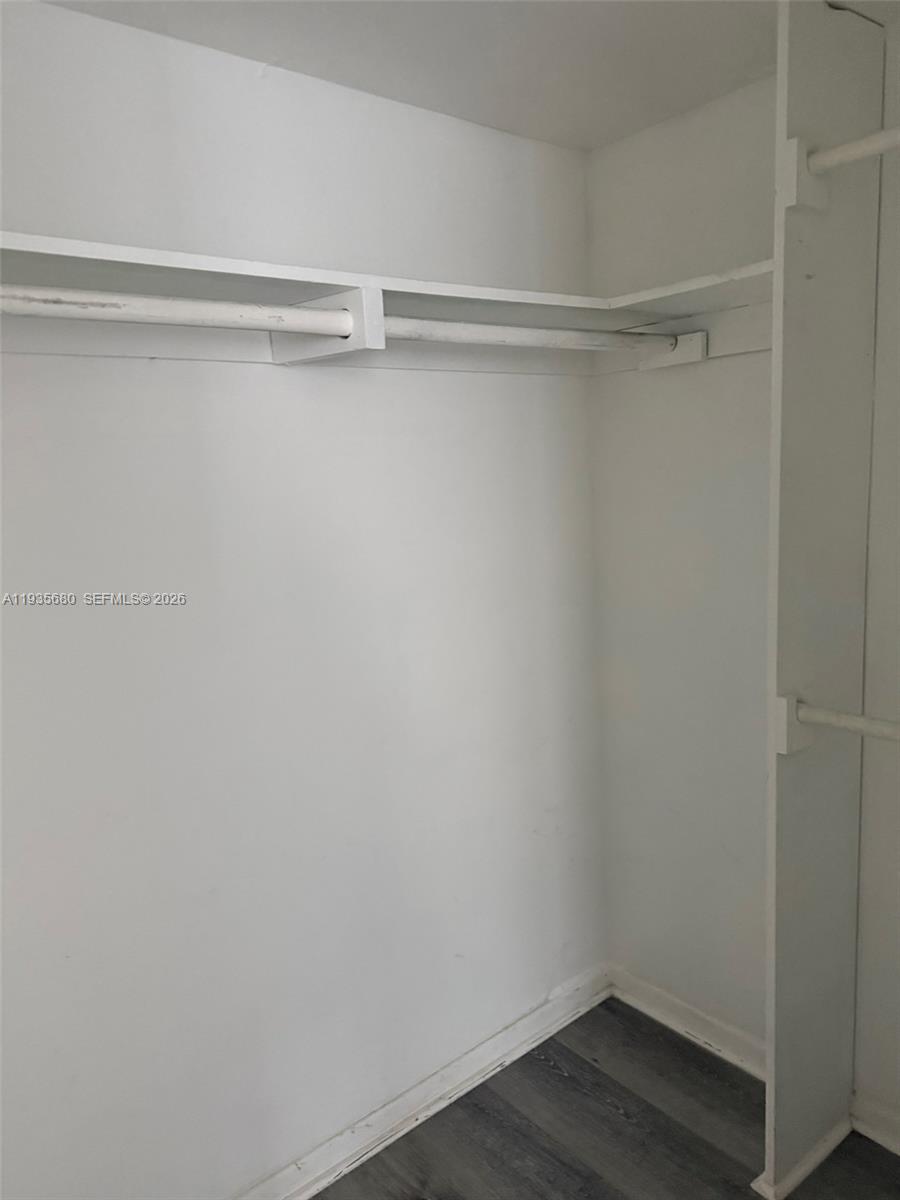 PALMETTO SPRINGS CONDO VI - Residential Lease