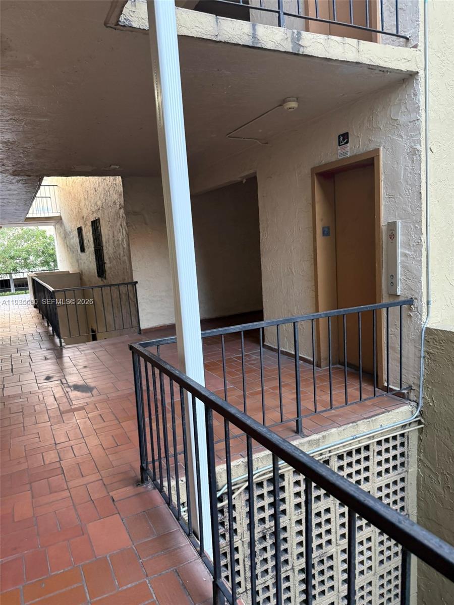 PALMETTO SPRINGS CONDO VI - Residential Lease