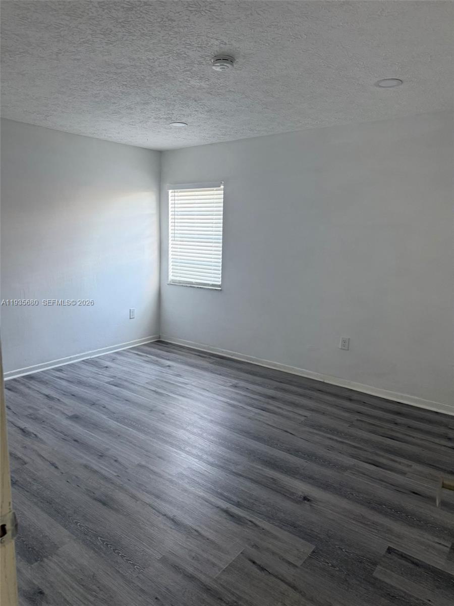 PALMETTO SPRINGS CONDO VI - Residential Lease