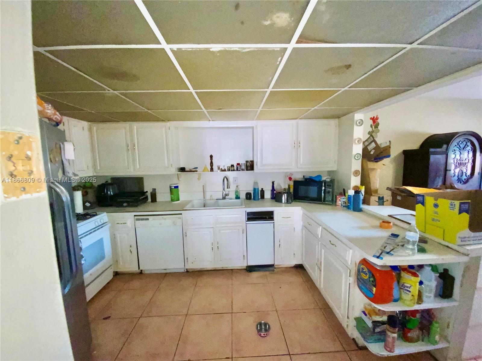7024 SW 114th Pl A-52