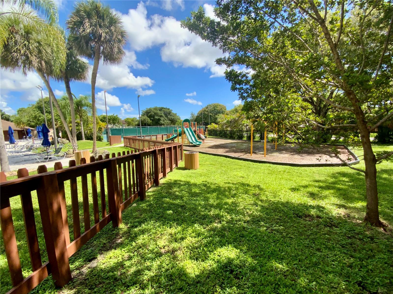 SNAPPER VILLAGE PH 2 SEC - Residential