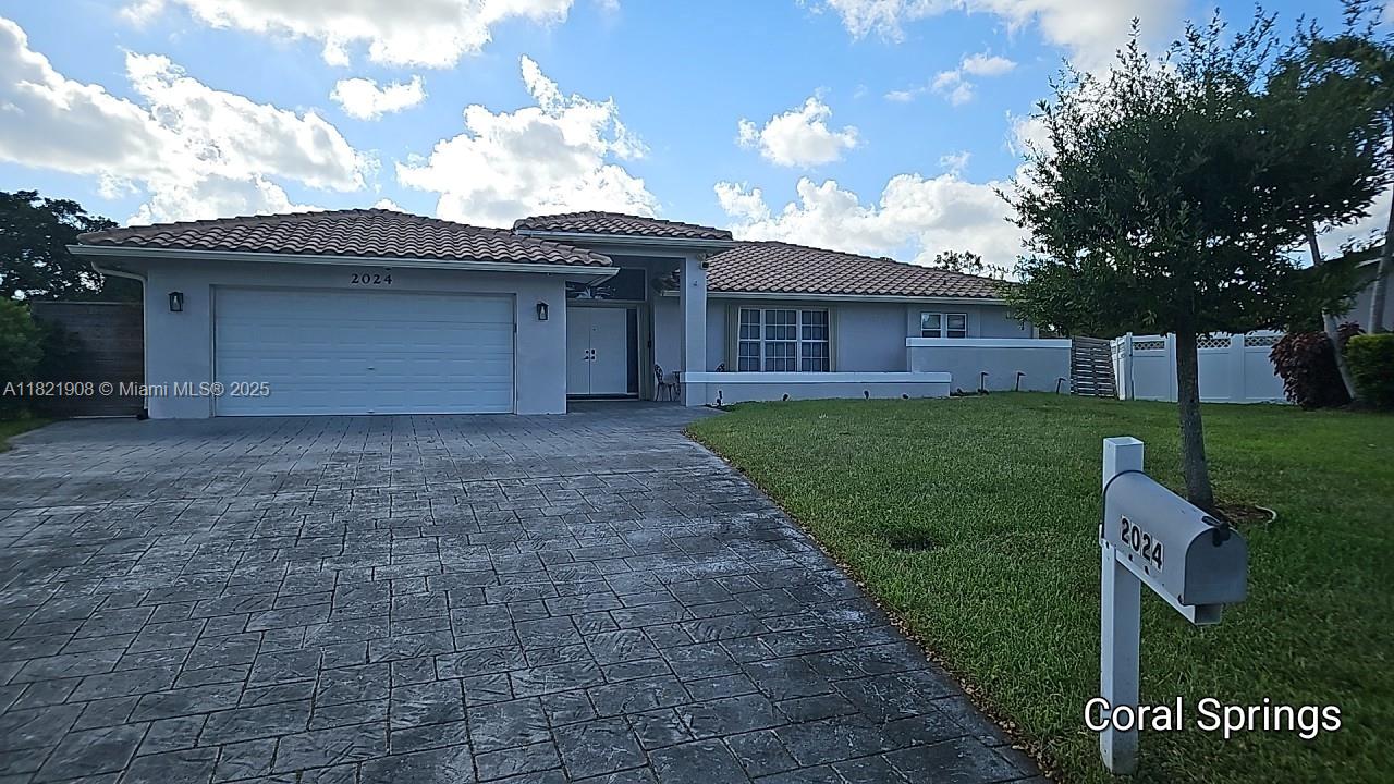 Rental Property at 2024 Nw 86th Ter, Coral Springs, Broward County, Florida - Bedrooms: 6 
Bathrooms: 3  - $6,200 MO.