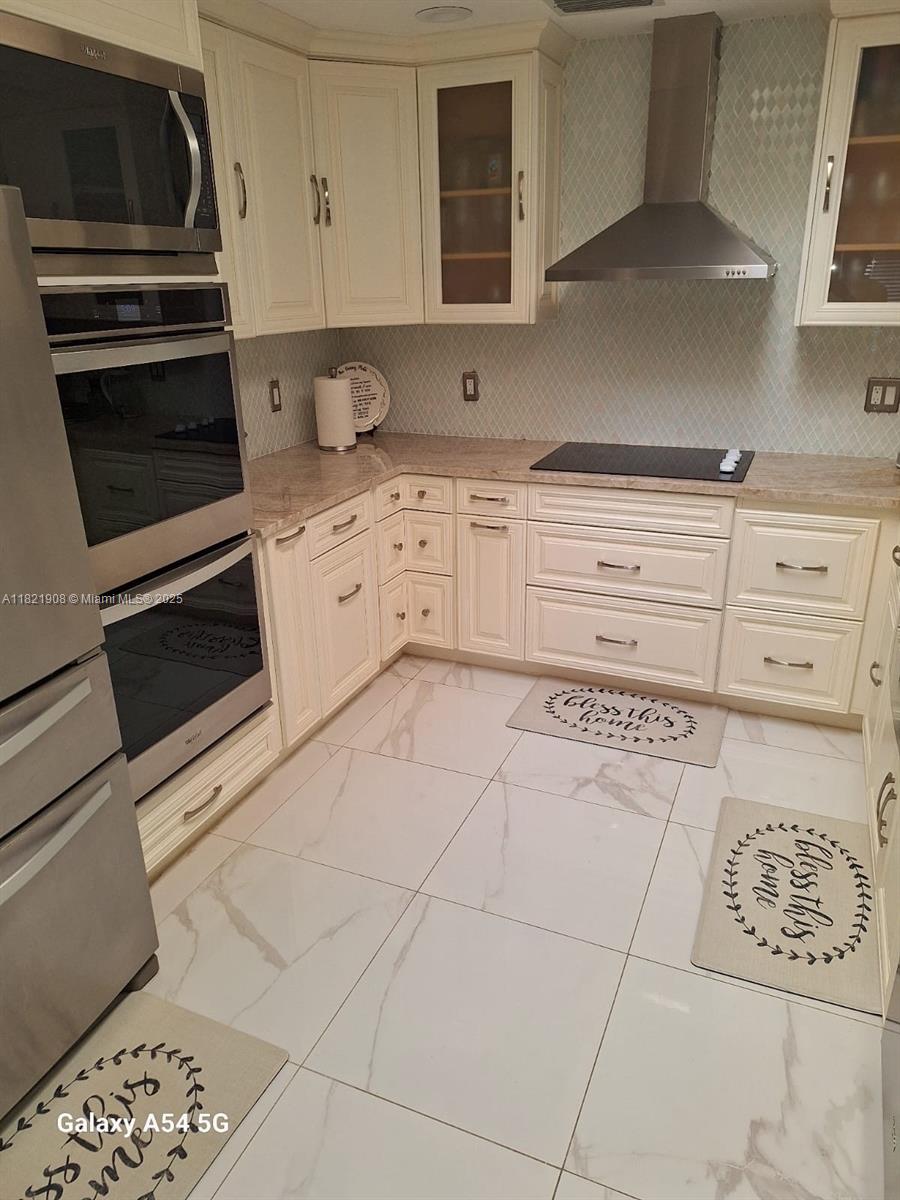Rental Property at 2024 Nw 86th Ter, Coral Springs, Broward County, Florida - Bedrooms: 6 
Bathrooms: 3  - $6,200 MO.