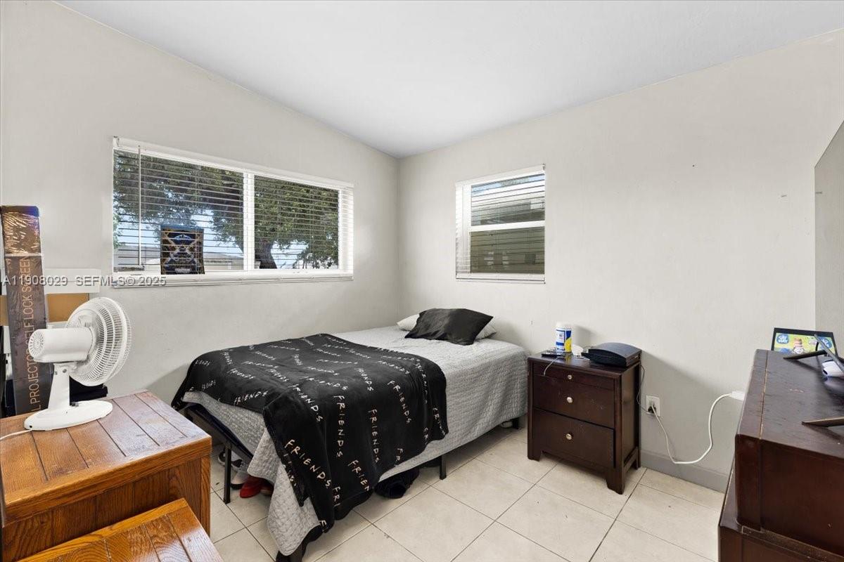 LAKE FOREST SEC 4 - Residential