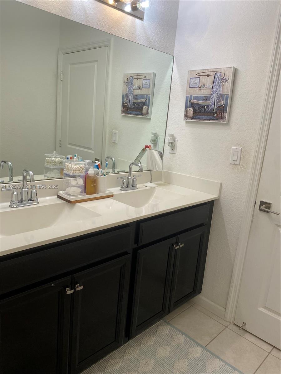 A H AT TURNPIKE SOUTH SEC - Residential