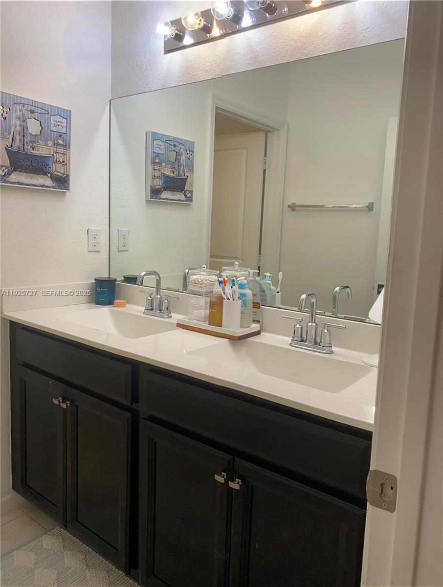 A H AT TURNPIKE SOUTH SEC - Residential