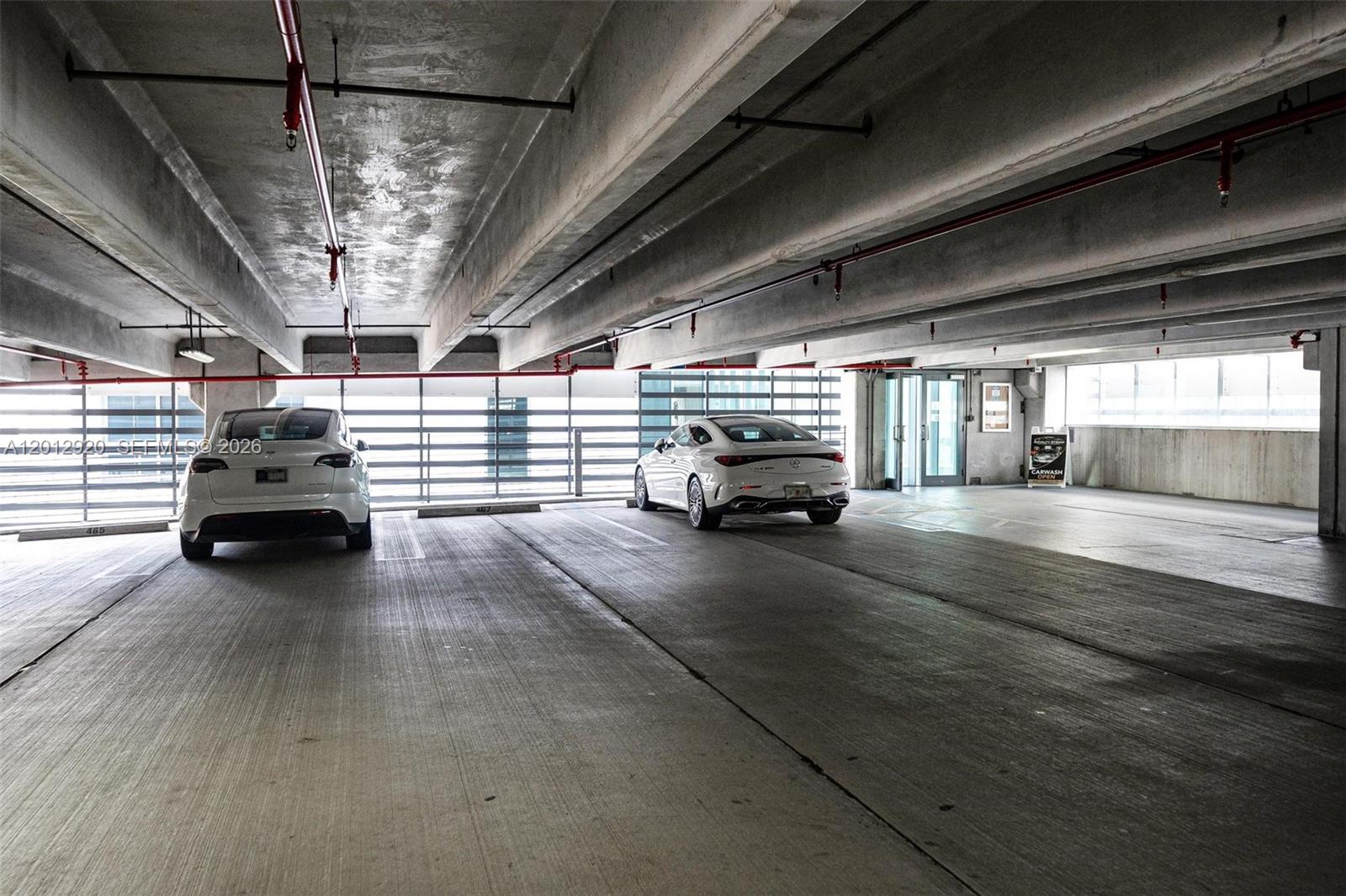 ICON BAY CONDO - Residential Lease