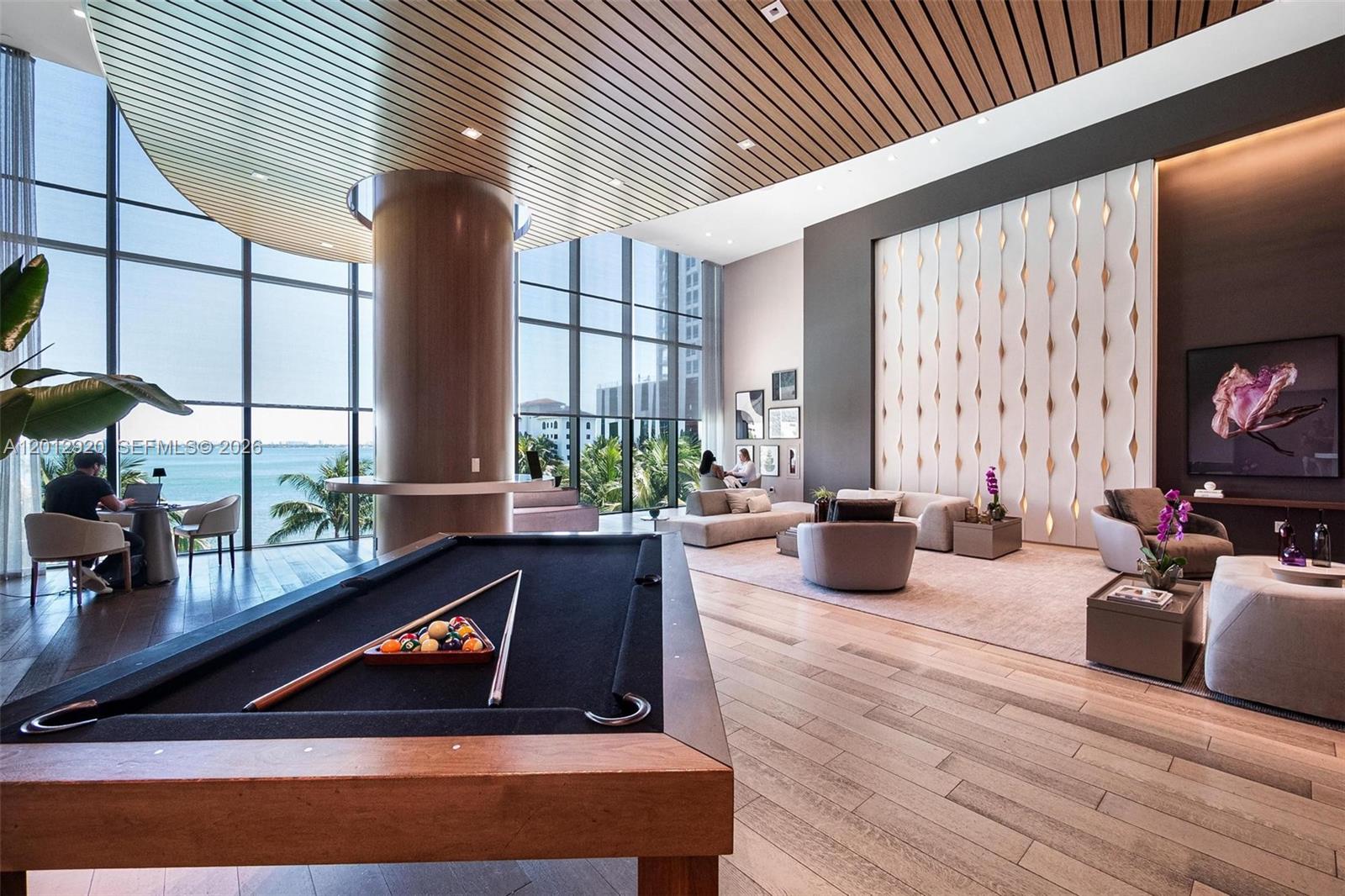 ICON BAY CONDO - Residential Lease