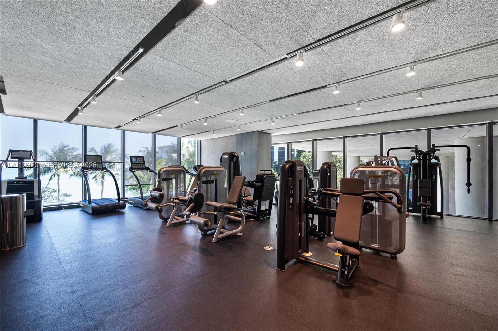 ICON BAY CONDO - Residential Lease