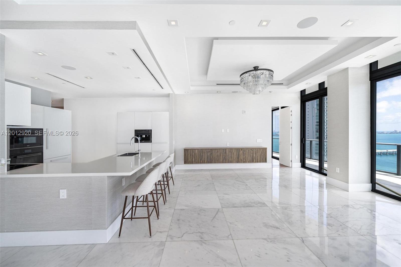 ICON BAY CONDO - Residential Lease