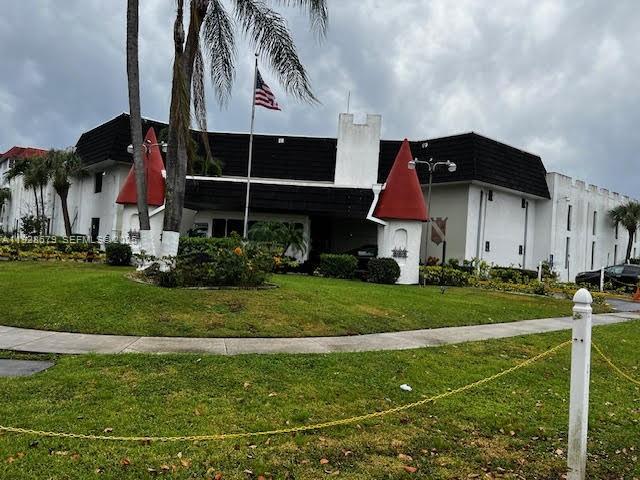 CASTLE APARTMENTS 12 COND - Residential