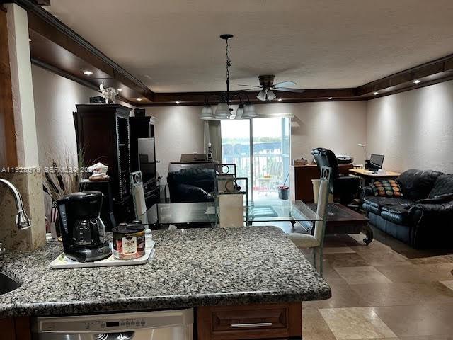 View photos, virtual tours, details... 4751 NW 21st St 605