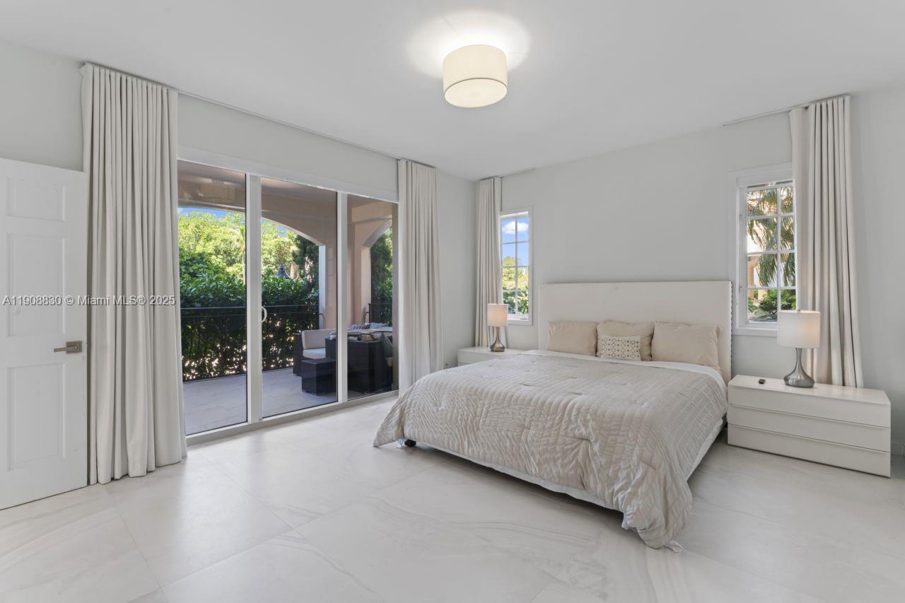 SEASIDE CONDO - Residential Lease