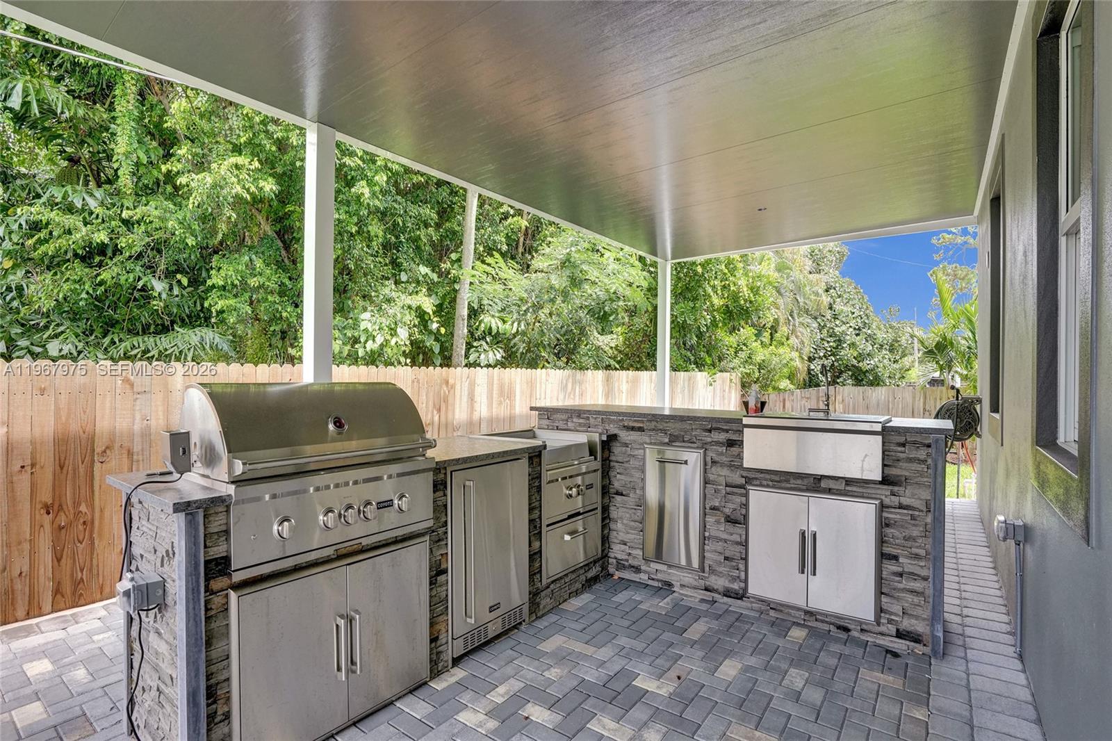 MEADOWGREEN TRAIL - Residential