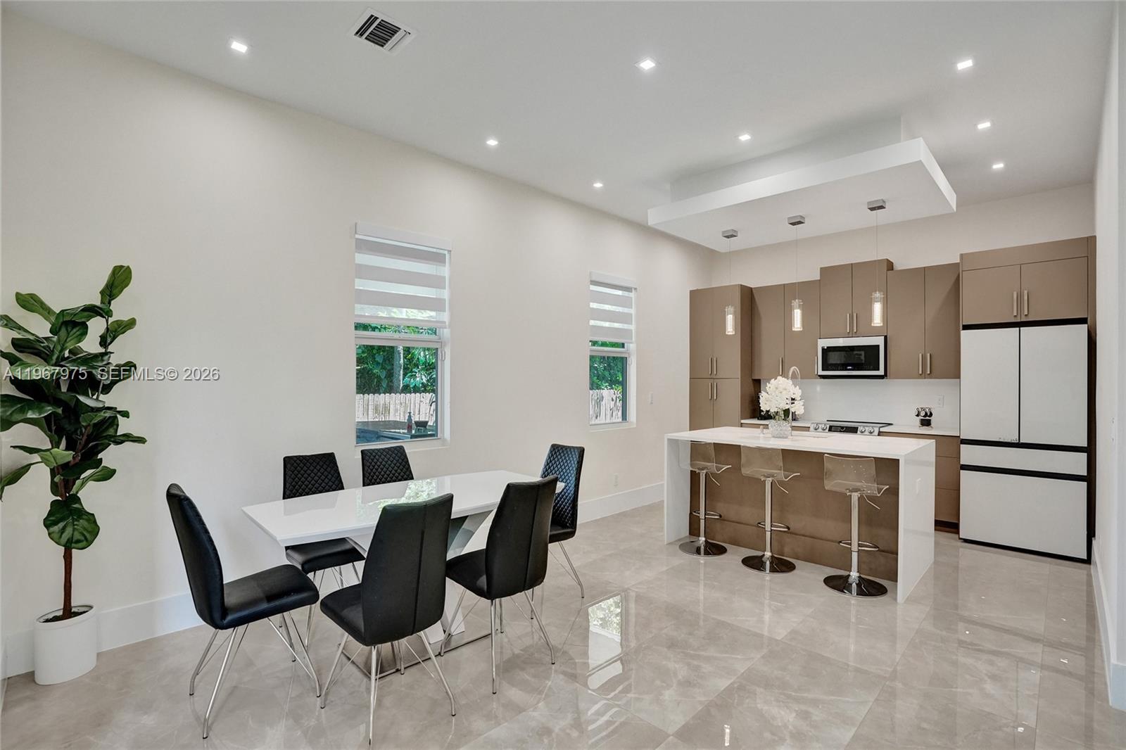 MEADOWGREEN TRAIL - Residential