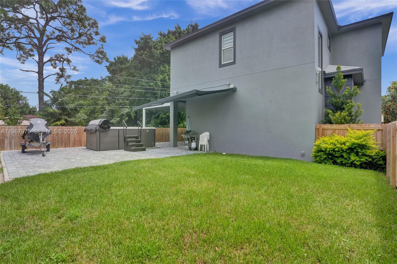 MEADOWGREEN TRAIL - Residential