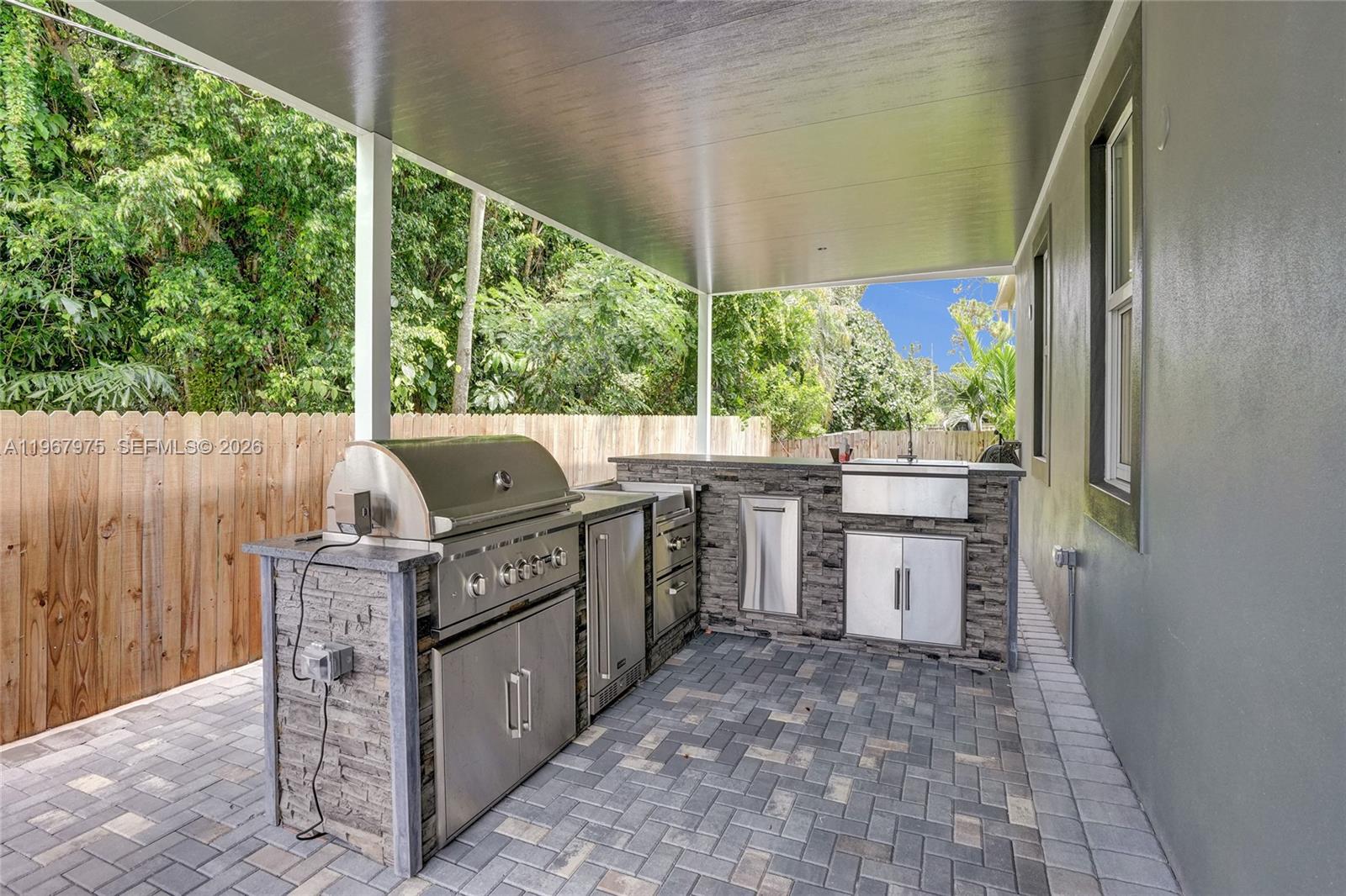 MEADOWGREEN TRAIL - Residential