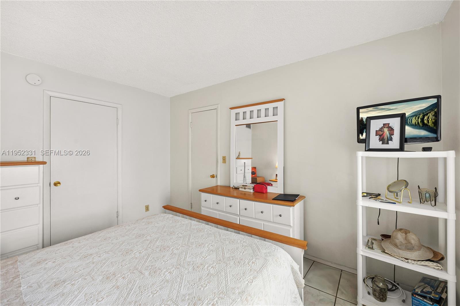 3071 NW 47th Ter 323, Lauderdale Lakes, FL, 33313/$49,999 4 3071 NW 47th Ter 323