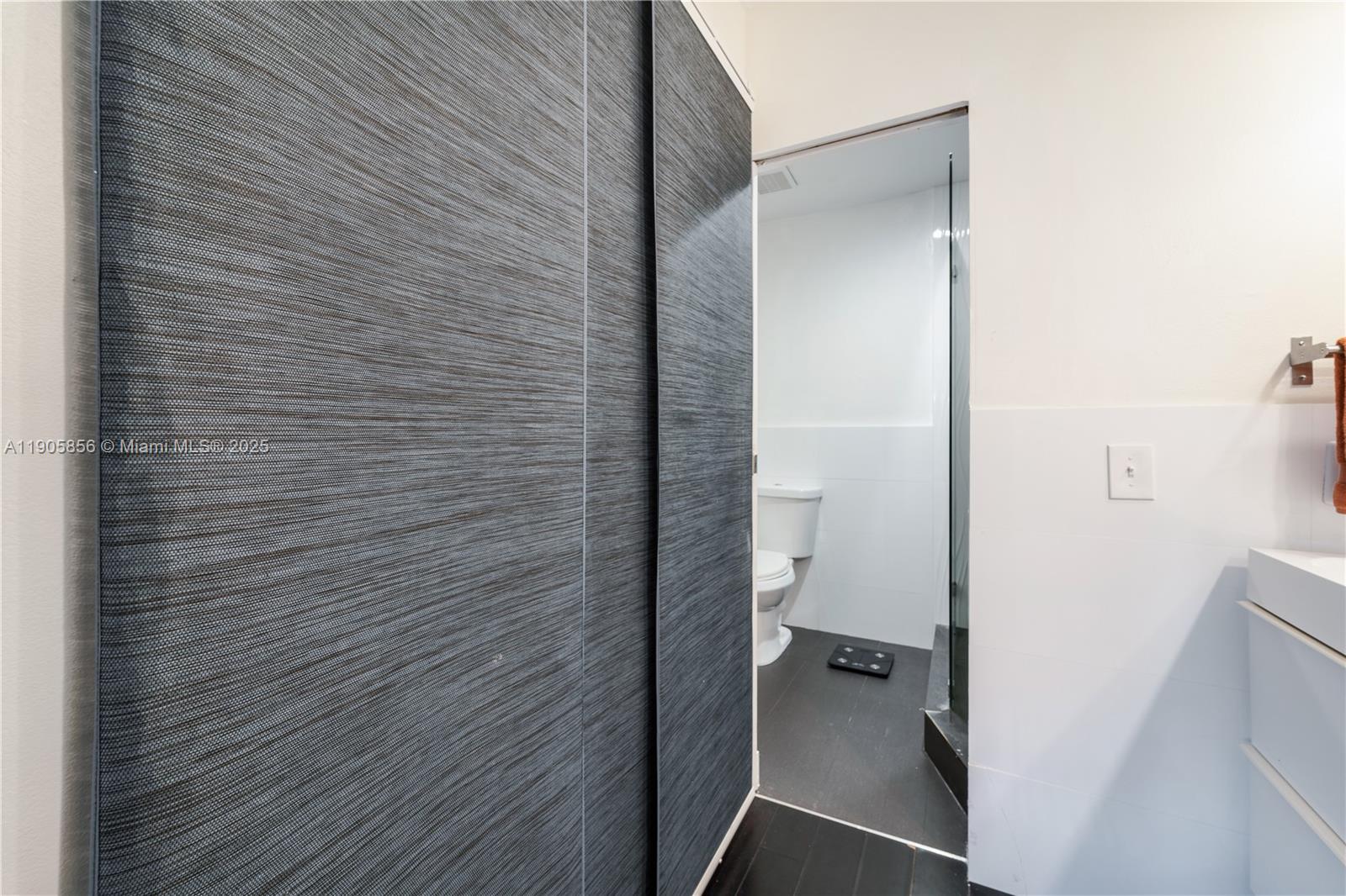 VILLAS OF AMBERWOOD CONDO - Residential