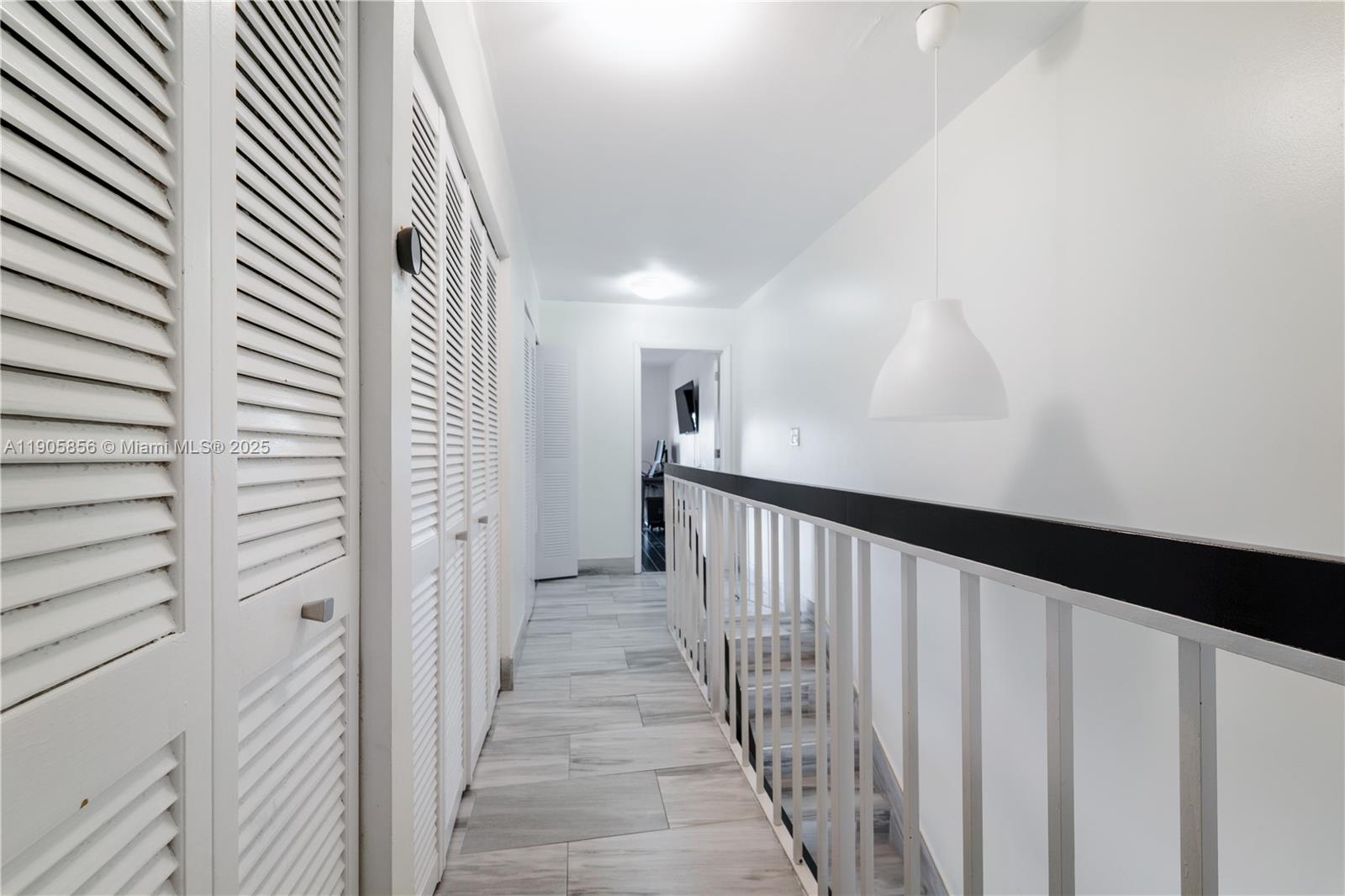 VILLAS OF AMBERWOOD CONDO - Residential