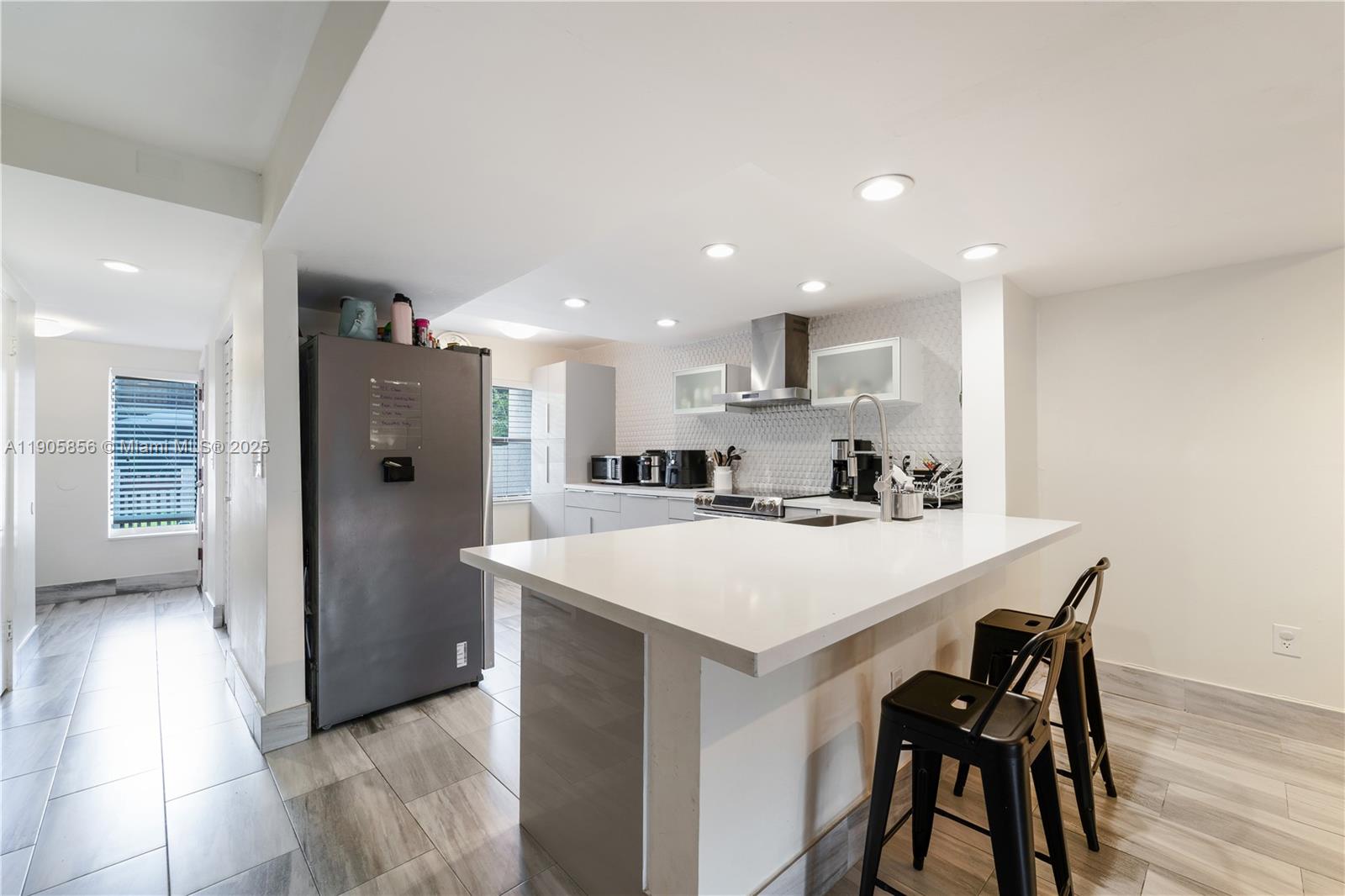 VILLAS OF AMBERWOOD CONDO - Residential