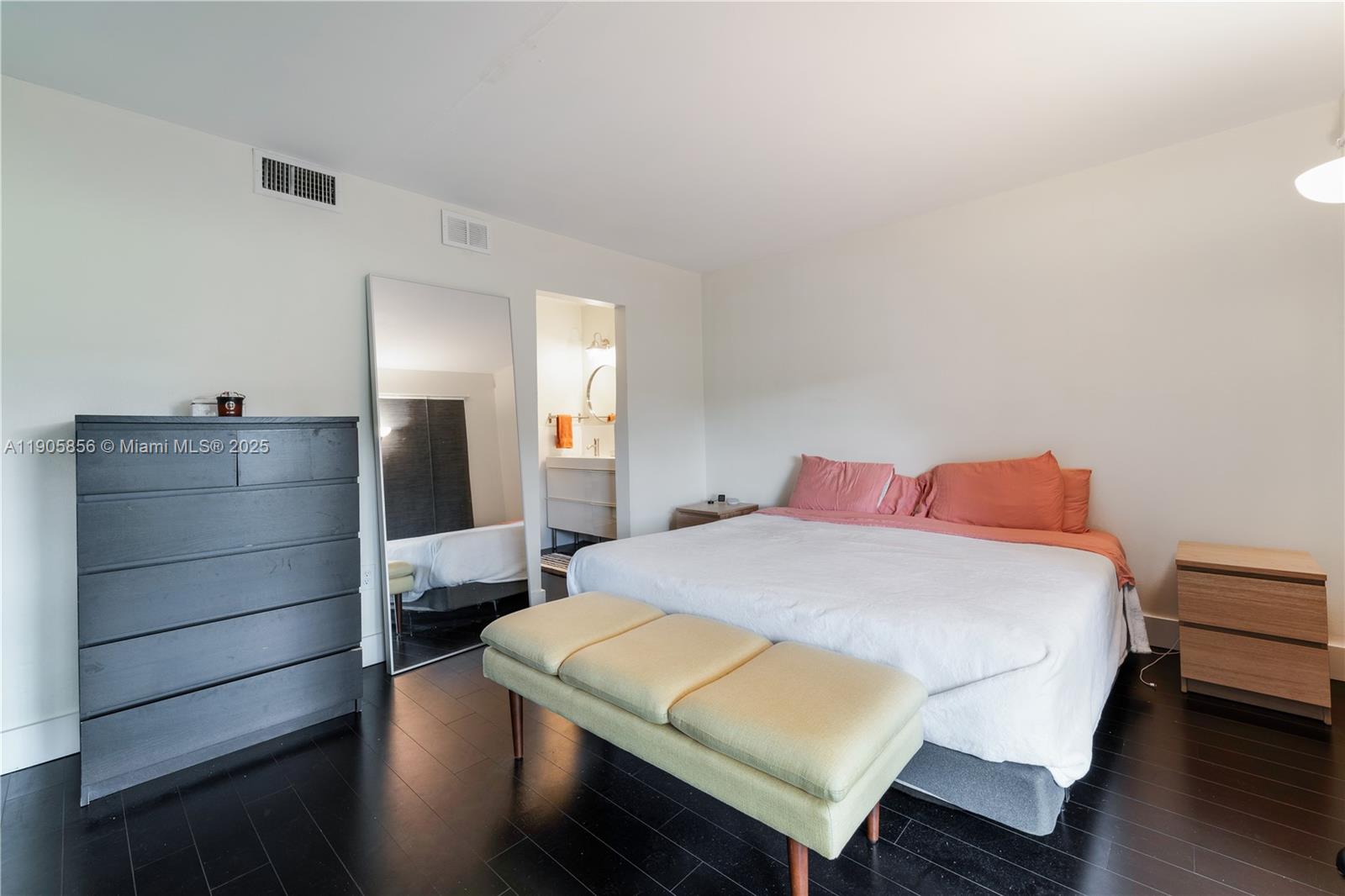 VILLAS OF AMBERWOOD CONDO - Residential