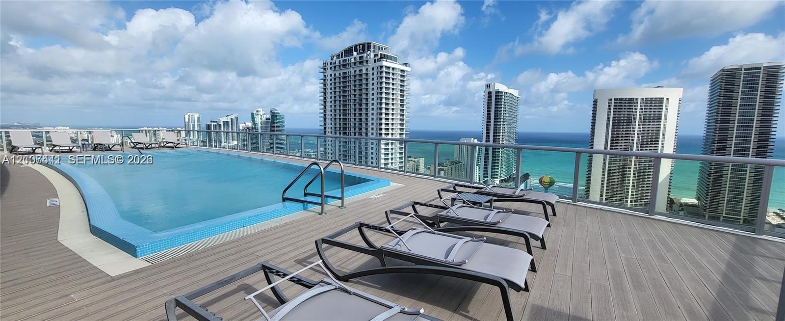2602 E Hallandale Beach Blvd R306