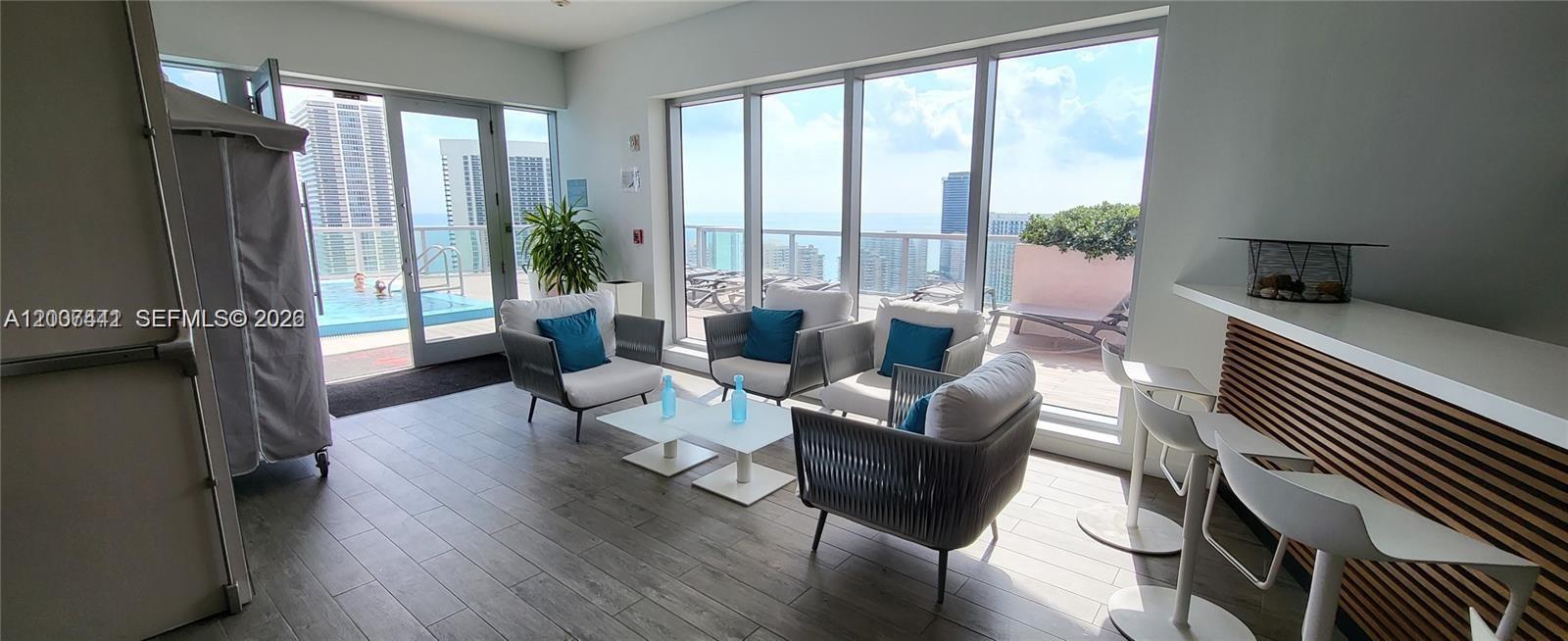 2602 E Hallandale Beach Blvd R306