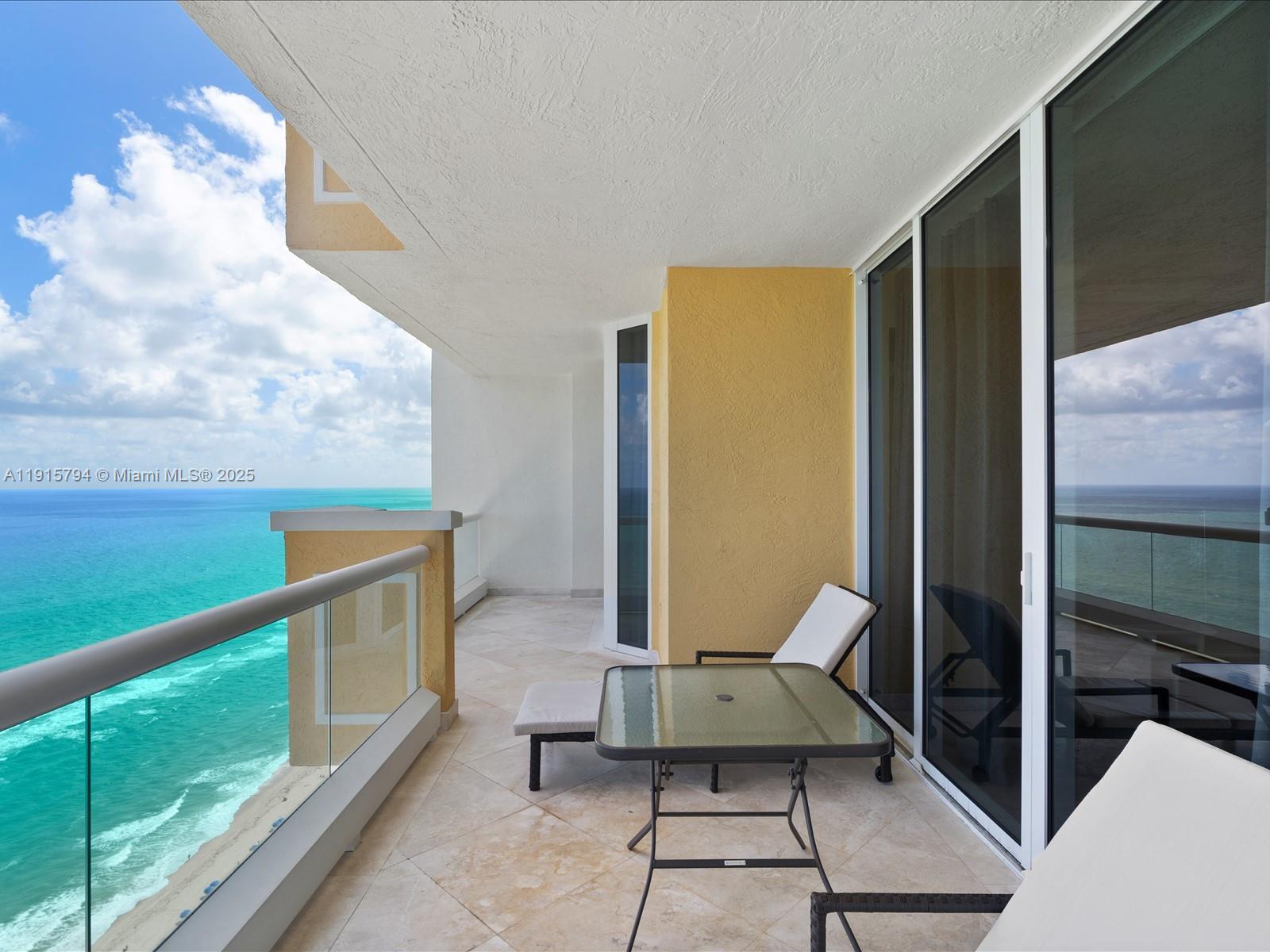 ACQUALINA OCEAN RESIDENCE - Residential